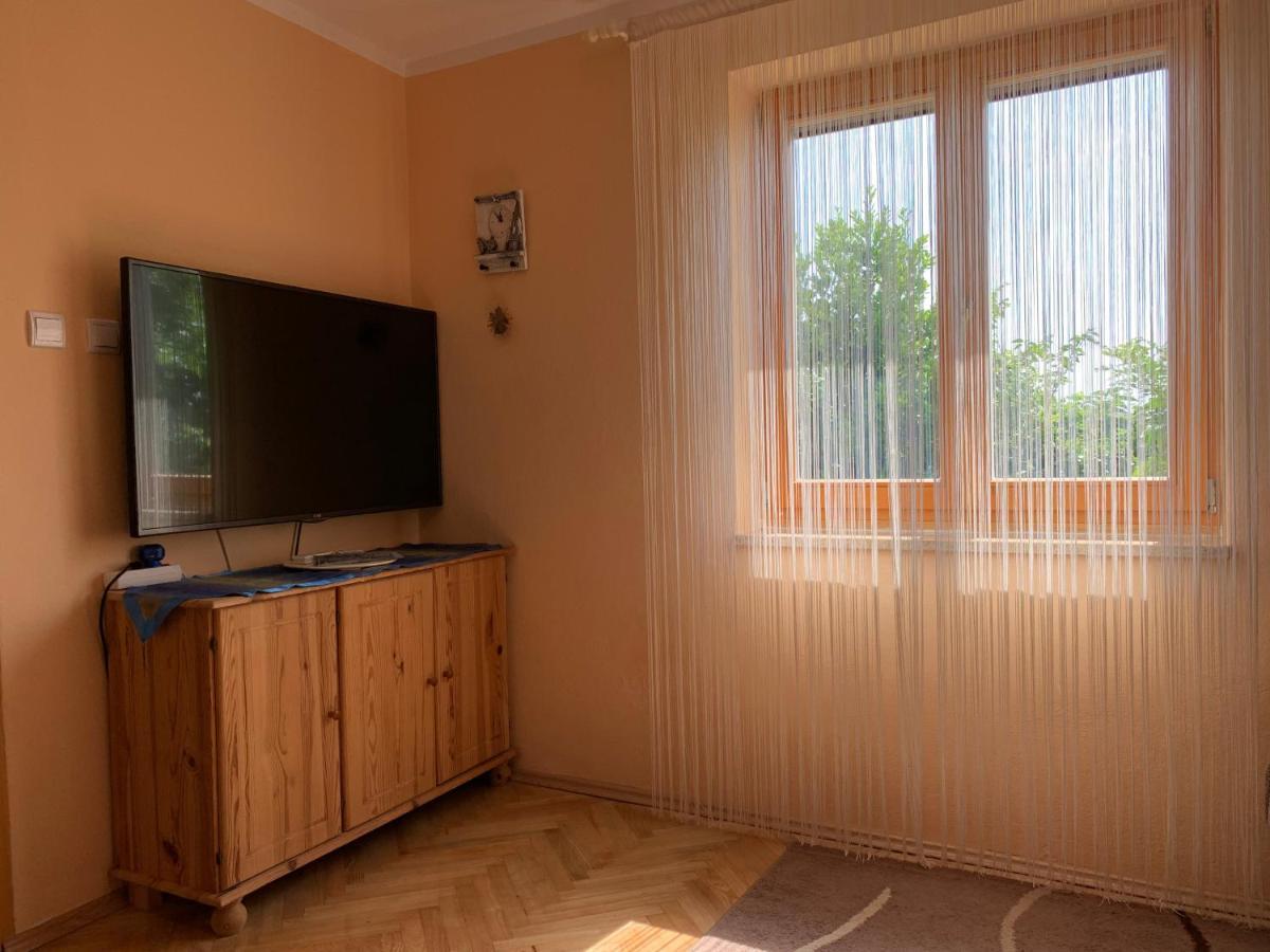Apartments 4Mios ราชานาส ภายนอก รูปภาพ