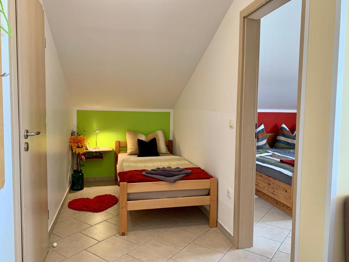 Apartments 4Mios ราชานาส ภายนอก รูปภาพ