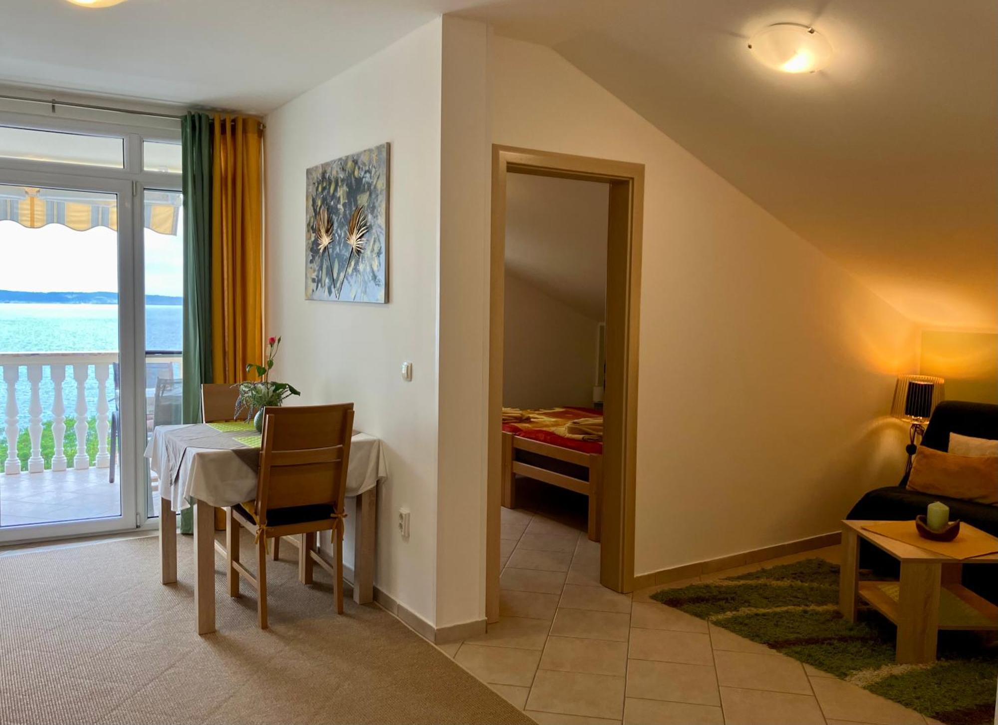 Apartments 4Mios ราชานาส ภายนอก รูปภาพ
